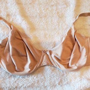 V.S. 40C bra